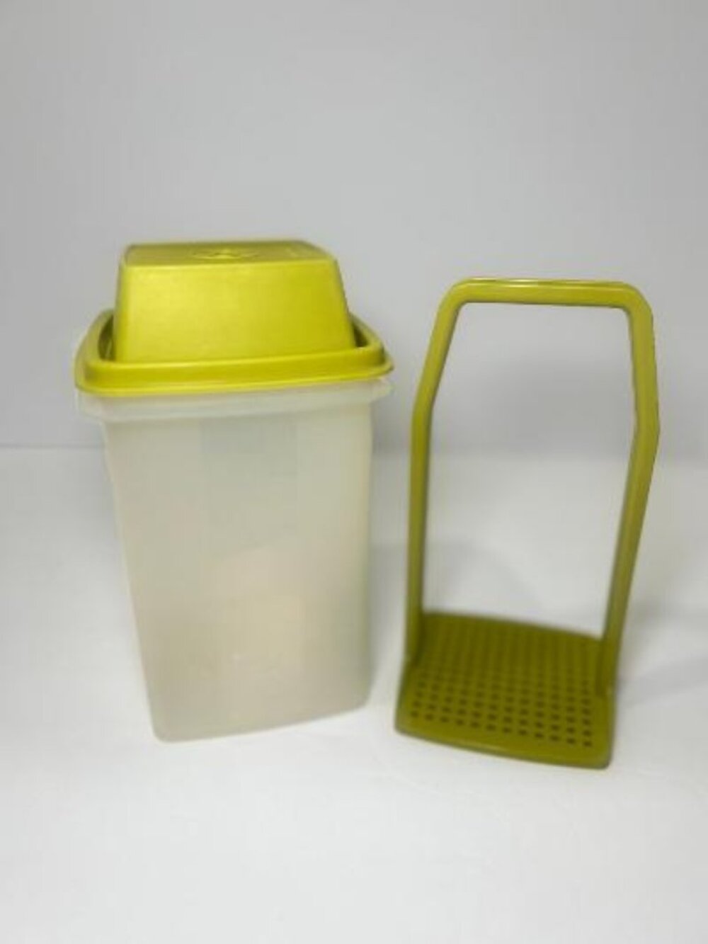 Tupperware Olive Green Pick-A-Deli Pickle Keeper 1330 - 3 pieces- Vintage
